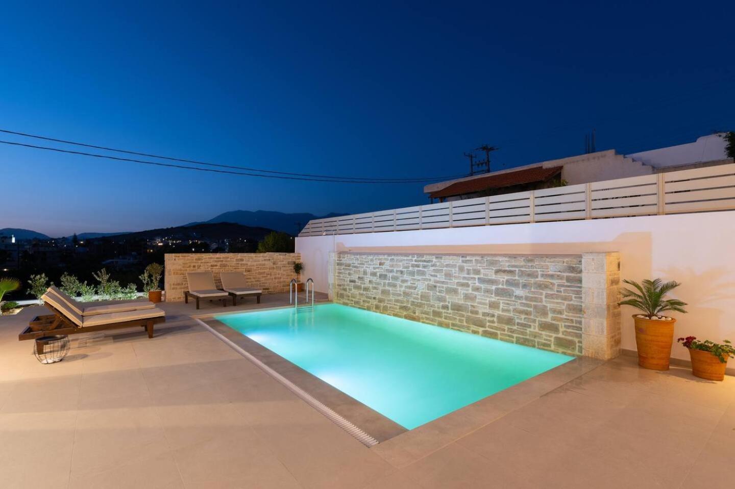Ammokrinos Luxury Homes,150M From The Beach Kalamaki  Ngoại thất bức ảnh