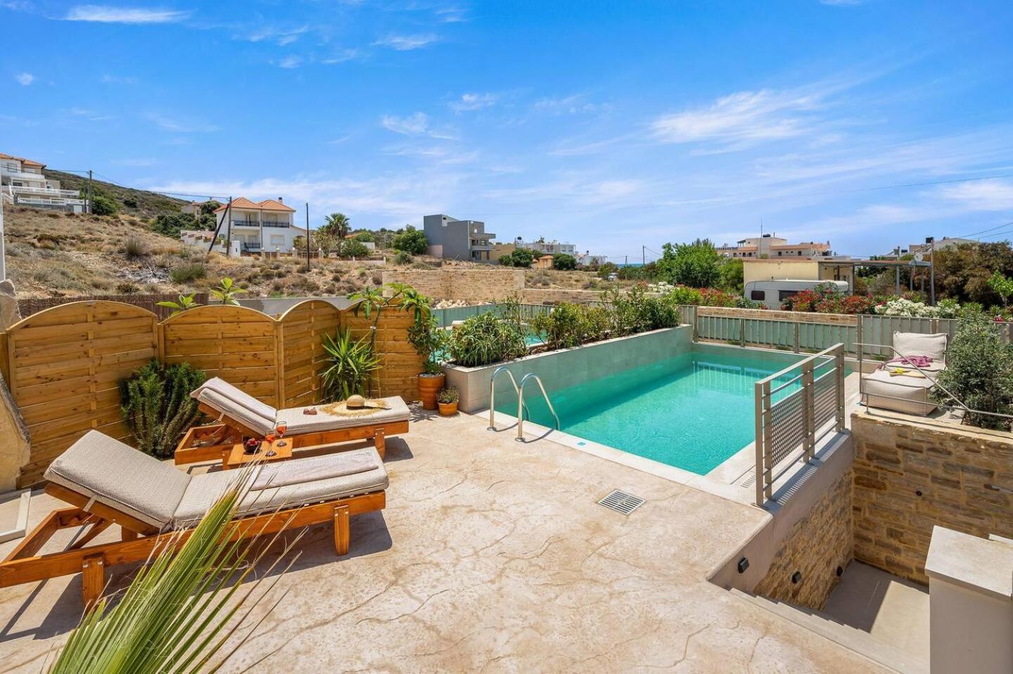 Ammokrinos Luxury Homes,150M From The Beach Kalamaki  Ngoại thất bức ảnh