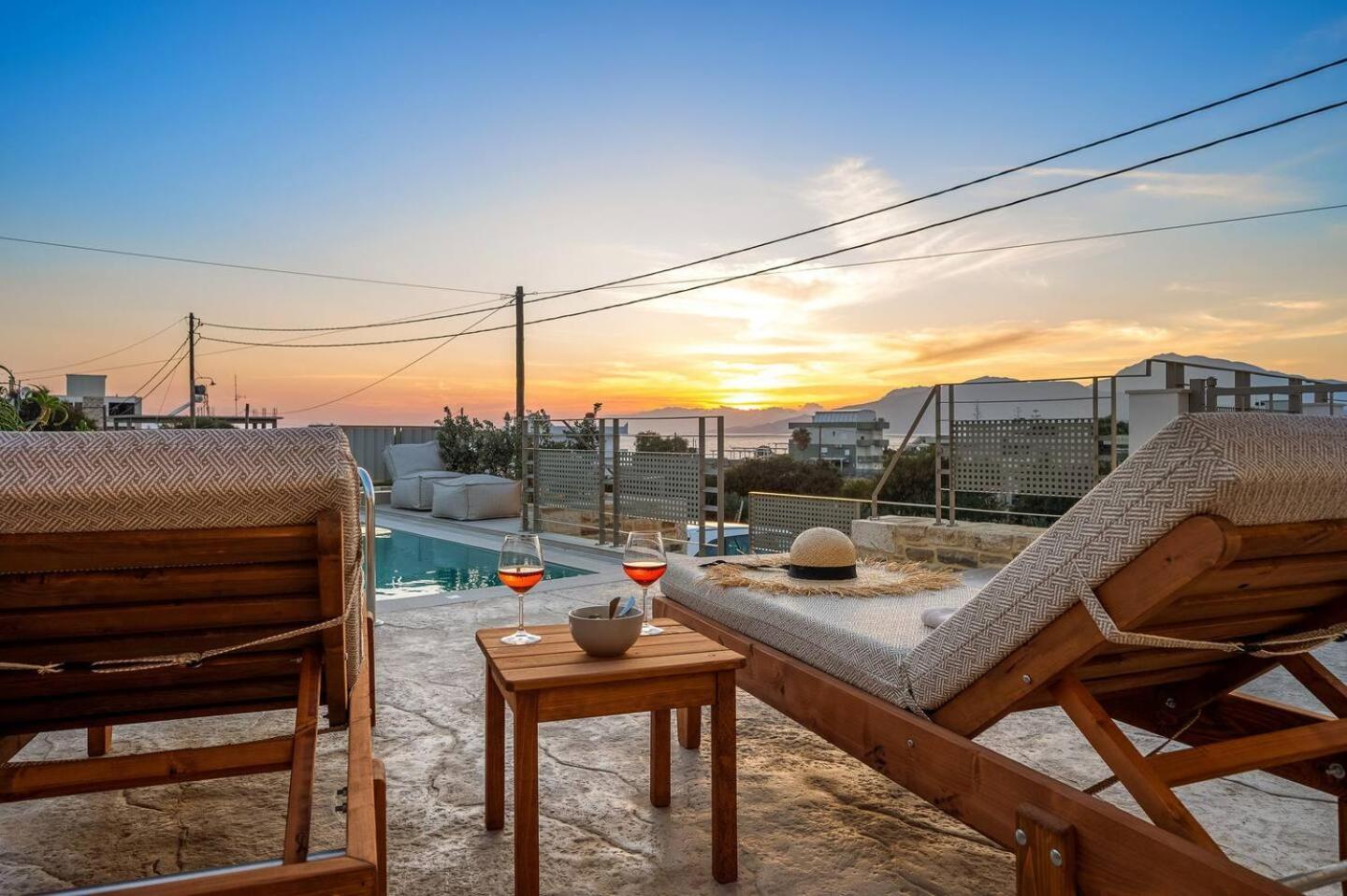 Ammokrinos Luxury Homes,150M From The Beach Kalamaki  Ngoại thất bức ảnh