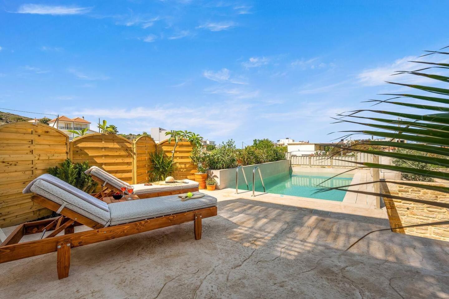 Ammokrinos Luxury Homes,150M From The Beach Kalamaki  Ngoại thất bức ảnh