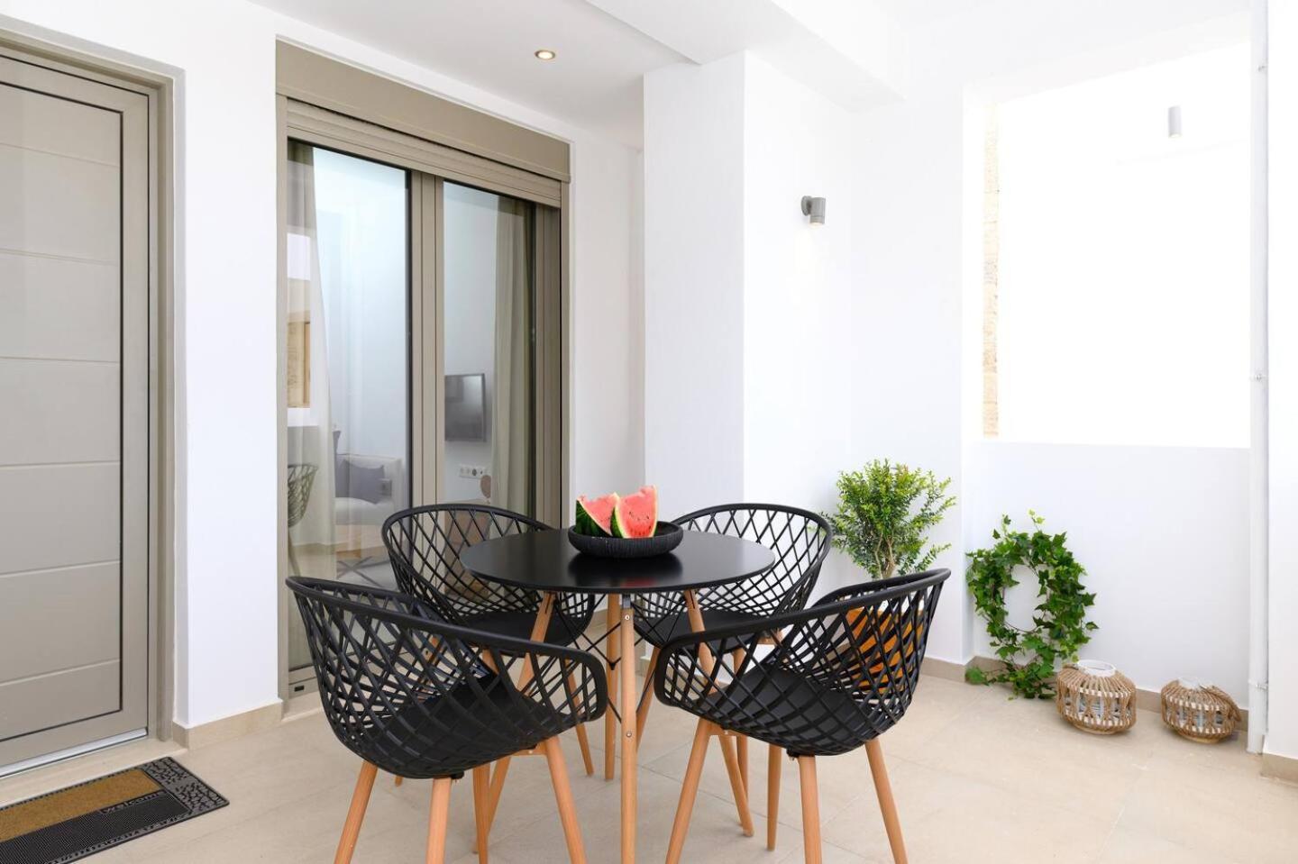 Ammokrinos Luxury Homes,150M From The Beach Kalamaki  Ngoại thất bức ảnh