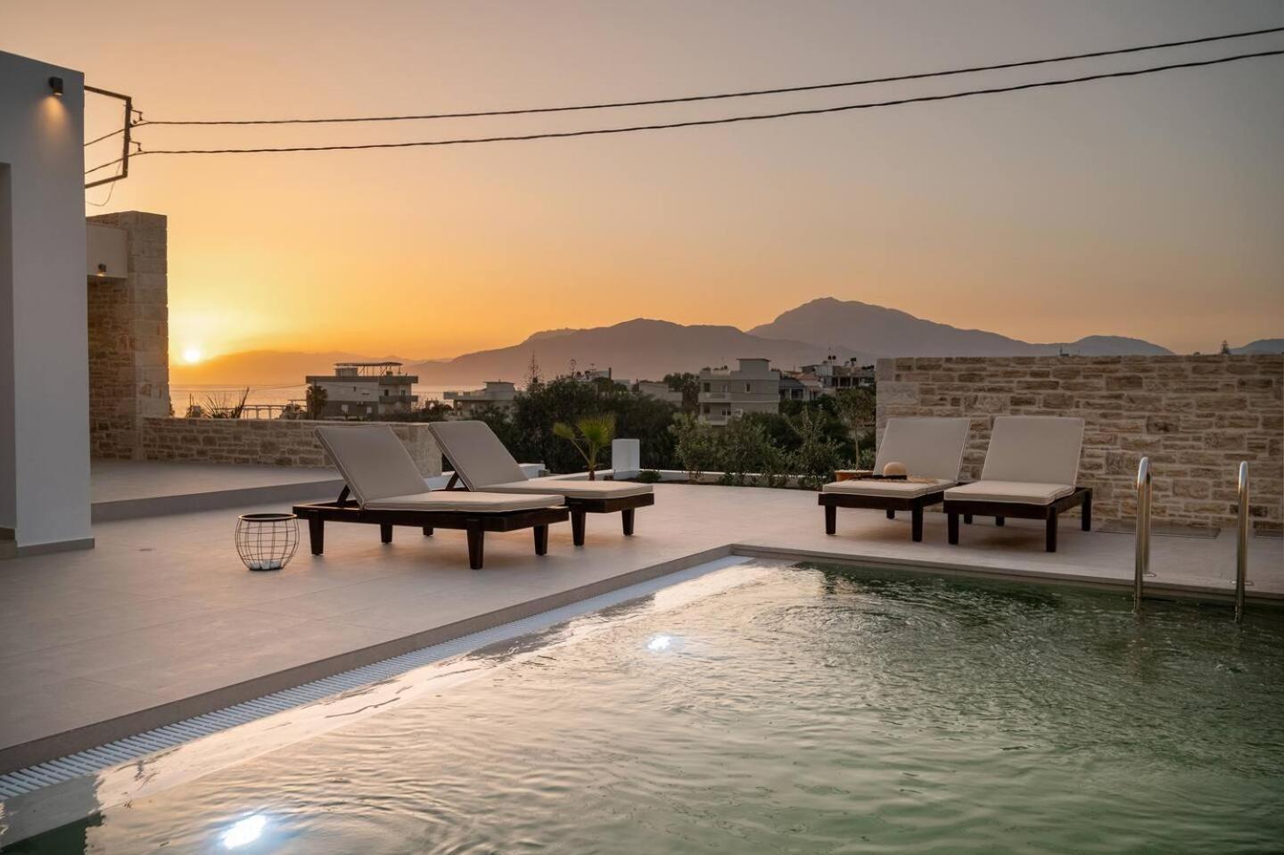 Ammokrinos Luxury Homes,150M From The Beach Kalamaki  Ngoại thất bức ảnh