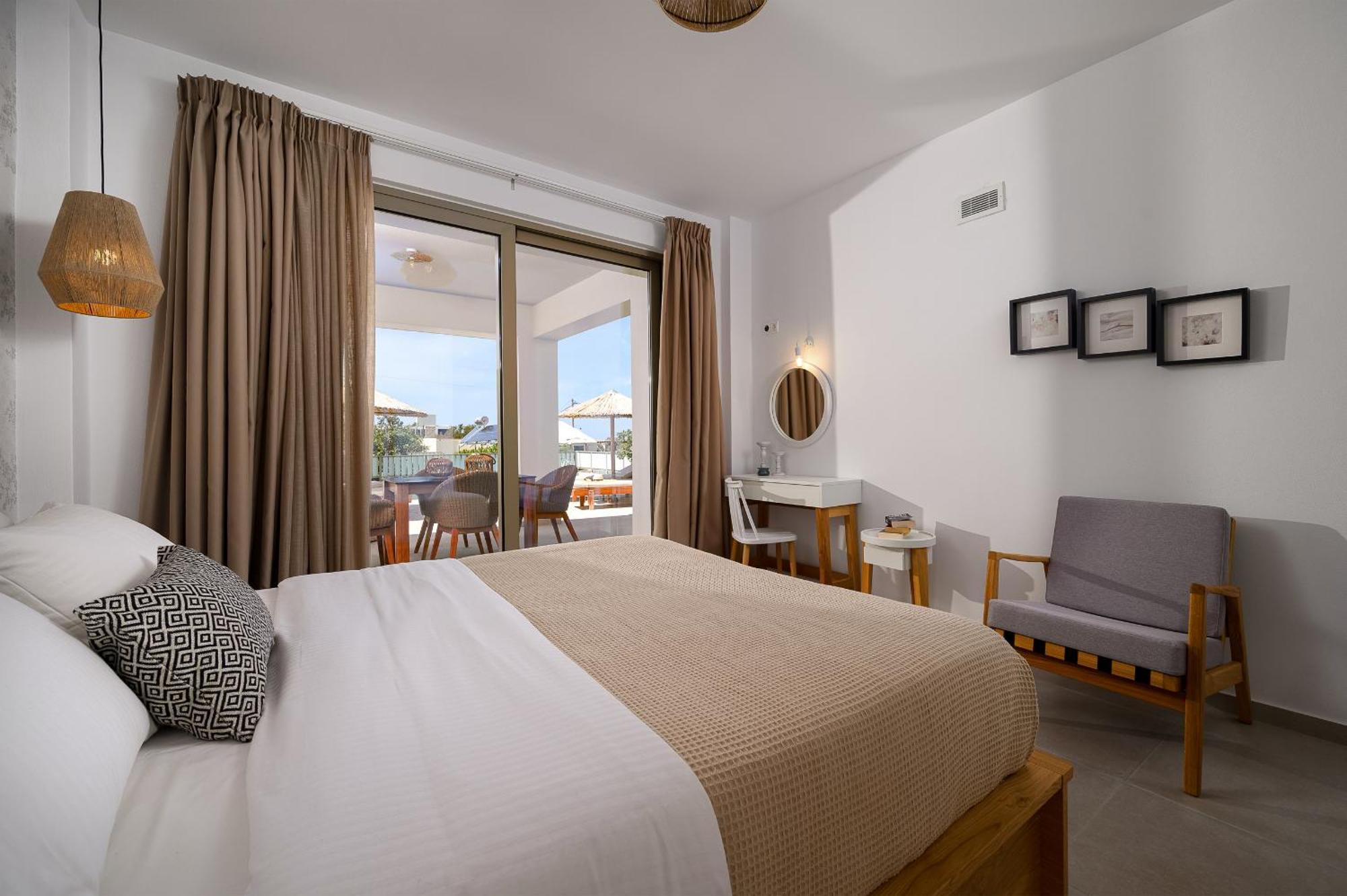 Ammokrinos Luxury Homes,150M From The Beach Kalamaki  Ngoại thất bức ảnh