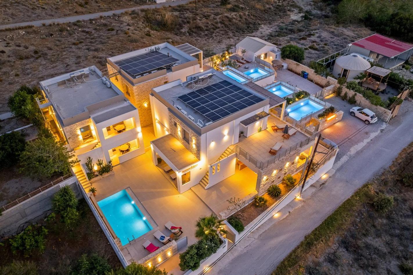 Ammokrinos Luxury Homes,150M From The Beach Kalamaki  Ngoại thất bức ảnh