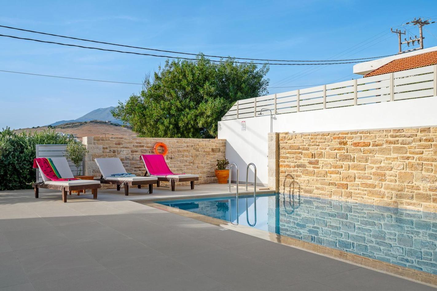 Ammokrinos Luxury Homes,150M From The Beach Kalamaki  Ngoại thất bức ảnh