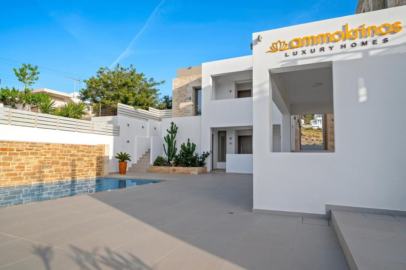 Ammokrinos Luxury Homes,150M From The Beach Kalamaki  Ngoại thất bức ảnh