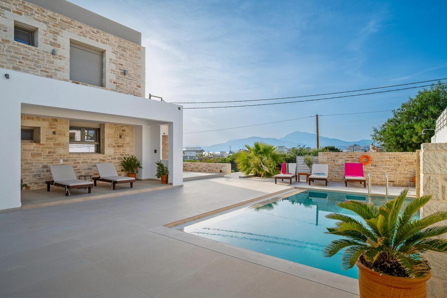 Ammokrinos Luxury Homes,150M From The Beach Kalamaki  Ngoại thất bức ảnh