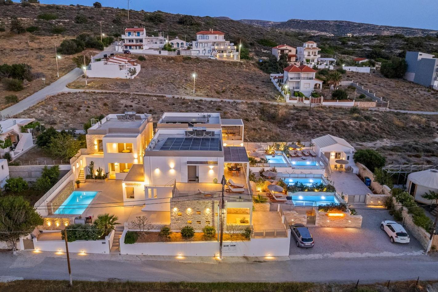 Ammokrinos Luxury Homes,150M From The Beach Kalamaki  Ngoại thất bức ảnh